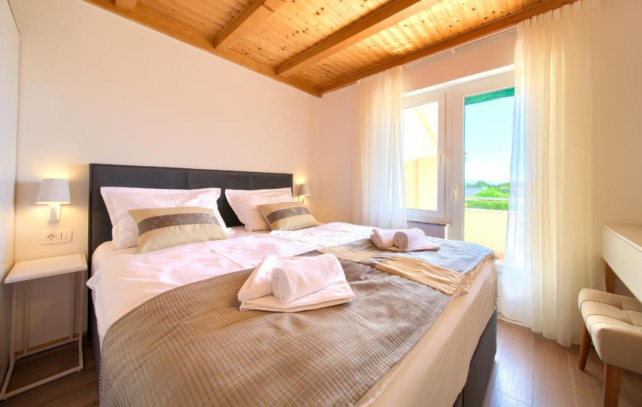 Apartments Adria Danka Крк Экстерьер фото